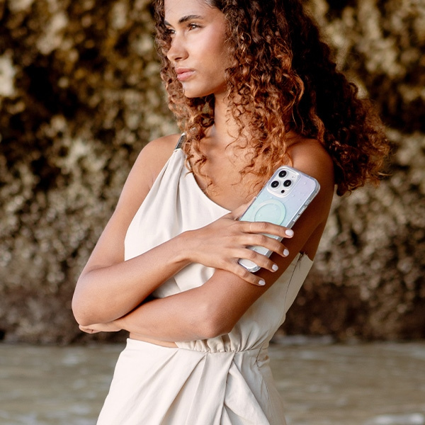 Uniq Coehl Celest Magnetische Ladehülle für iPhone 16 Pro Max – schillernd
