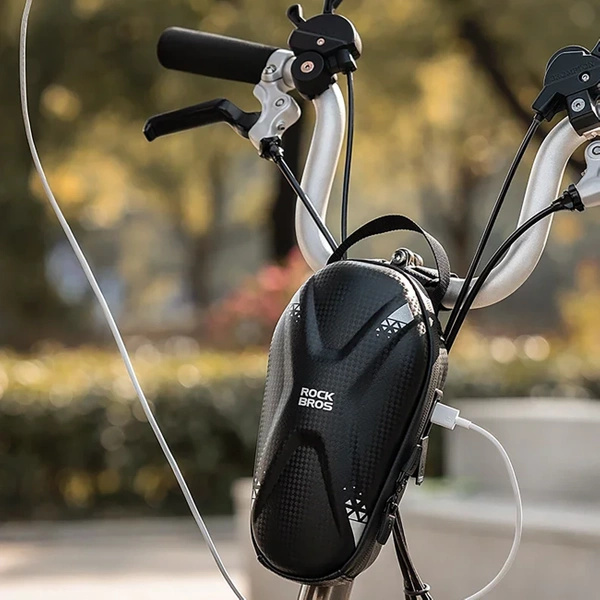 Rockbros bag 3011006301 for the handlebar of a bicycle or scooter 1.3 l - black